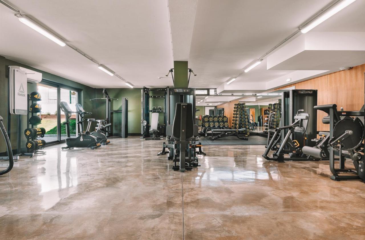 Bfresh Hotel - Padel, Pool & Fitness - Adults Only Порту Экстерьер фото
